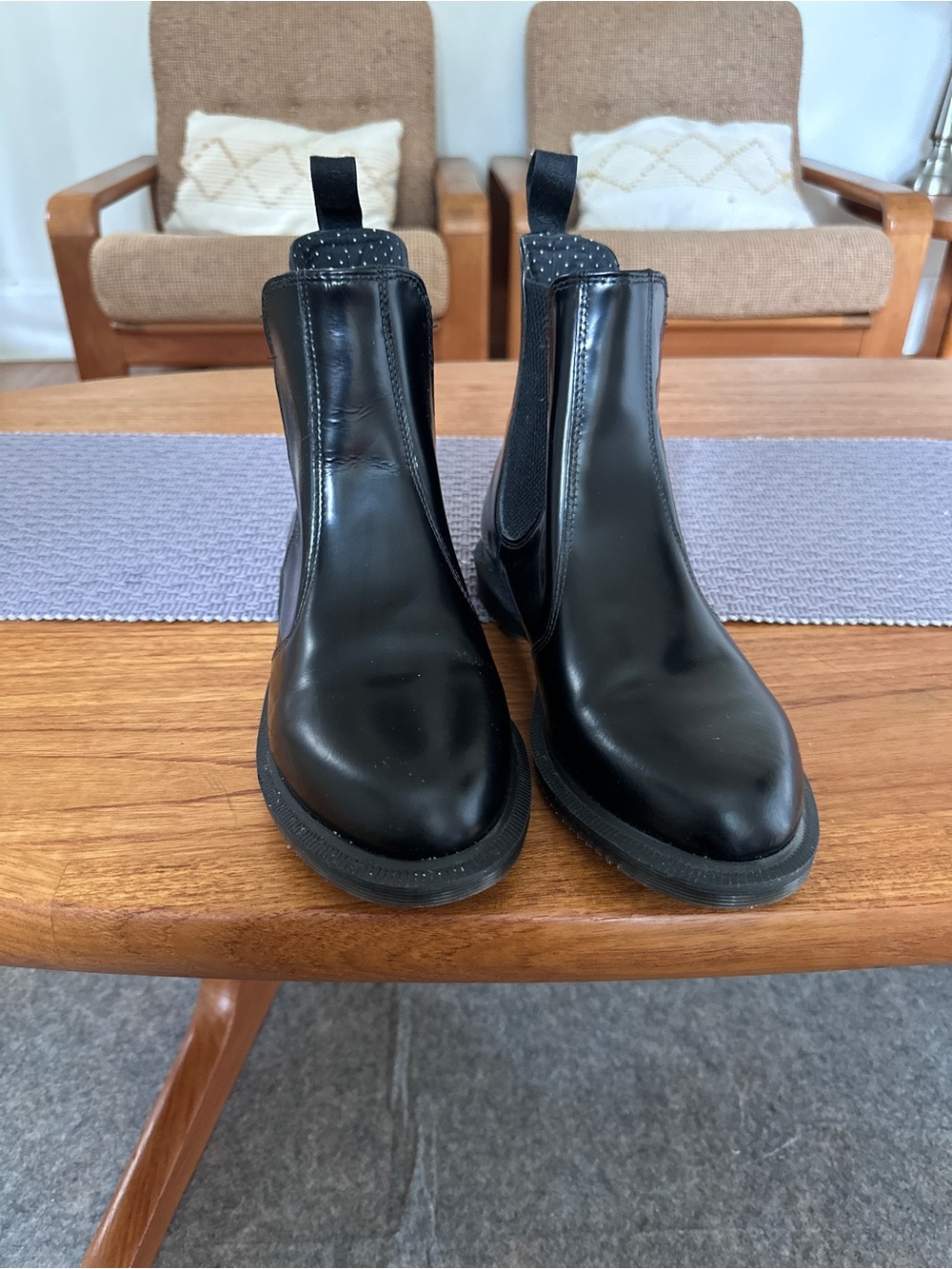 Dr. Martens Black Flora Chelsea Boots – Women’s Size 10